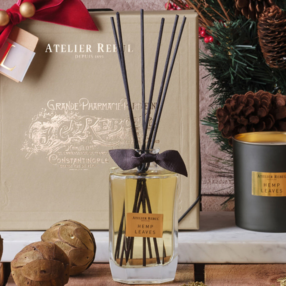 Atelier Rebul hemp leaves giftset